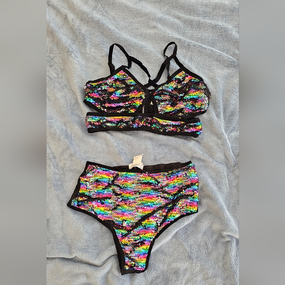 Iheartraves Sequin Outfit